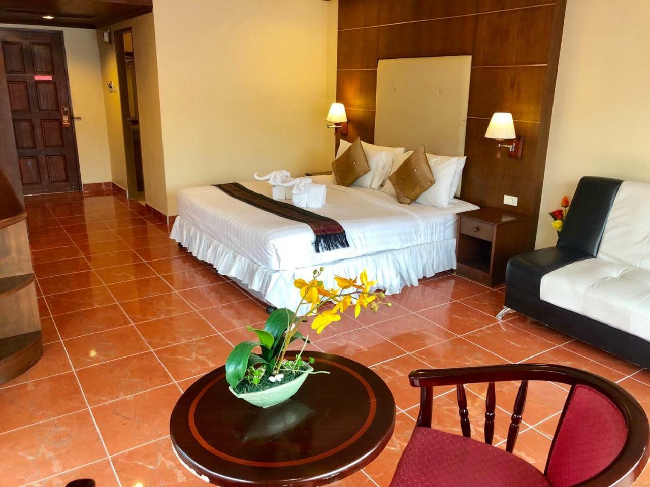 Ban Tyrol Hotel Patong Exterior photo